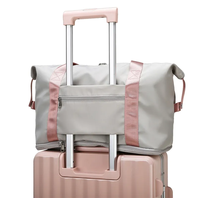Custom Logo Large Capacity Folding Waterproof Handbags Unisex Travel Organizer Bags Women Luggage Travel Packing Travel Bag