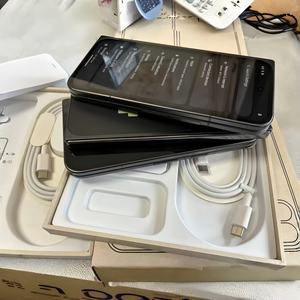 Téléphone portable d'occasion 9ProFold 5G de haute qualité, débloqué, original, 16 Go de RAM, écran 6,3 pouces, batterie excellente - Product Image 5