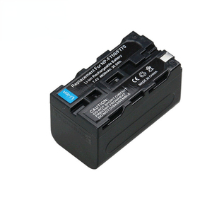 Adatto per la <span class=keywords><strong>batteria</strong></span> della fotocamera Son y NP-F750 luce di ripresa e fotografia F750 F770 <span class=keywords><strong>batteria</strong></span> <span class=keywords><strong>a</strong></span> luce di riempimento <span class=keywords><strong>a</strong></span> led - Product Image 5