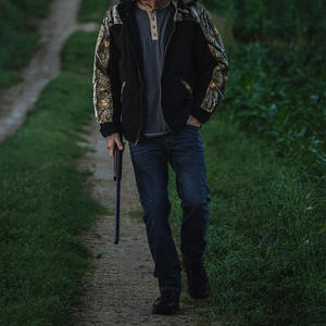 Chaqueta de Caza Personalizada para Hombre, Impermeable, Transpirable, de Tejido Softshell, Resistente, Elegante y Cómoda para Actividades al Aire Libre - Product Image 2