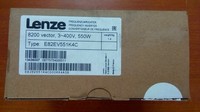 Variateur de fréquence vectoriel E82EV551K4C 0,55 kW pour PLC