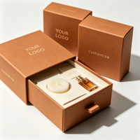 Boîte cadeau rigide de luxe personnalisée avec doublure sur mesure pour bougies, parfums, cosmétiques, emballage cadeau