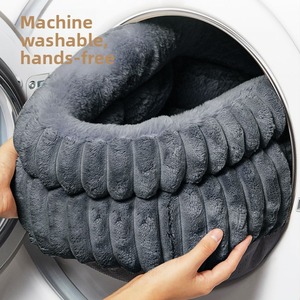 Vente en gros <span class=keywords><strong>de</strong></span> lits pour animaux domestiques confortables et chauds pour chats, <span class=keywords><strong>maison</strong></span> antidérapante, coussin pour chien, panier <span class=keywords><strong>de</strong></span> couchage respirant, lit pour animaux <span class=keywords><strong>de</strong></span> compagnie, lit pour chien - Product Image 5