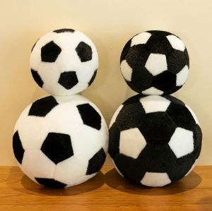 Jouet en peluche de football super doux avec rembourrage en coton PP, finition lavée, jouets et poupées personnalisés ODM - Product Image 2