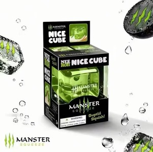 Jouet anti-stress Squishy Energy Drink Collab Ice Cube, translucide, en maltose, à récupération lente - Product Image 1
