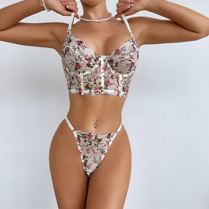 ชุดเซ็กซี่ลายดอกไม้ซีทรูลูกไม้ 2 ชิ้น เสื้อครอปคอร์เซ็ท กางเกงในจีสตริง ชุดชั้นในผู้หญิง - Product Image 3