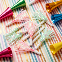 610021 Sifflets de fête irisés arc-en-ciel, rose pastel menthe, pour anniversaires, mariages et fêtes