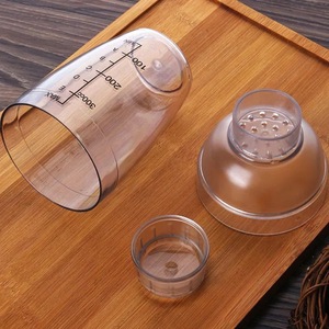 Coctelera de Resina Negra para Cócteles, con Capacidad de 350 ml, Diseño Moderno y Minimalista para Mezclar Cócteles - Product Image 5