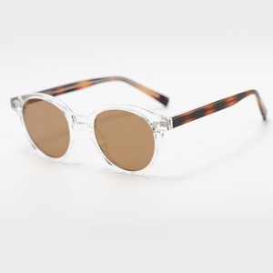 Gafas de Sol con Marco de Metal TR90 y Logotipo Personalizado, Protección UV400, Remaches en las Patillas, Gafas de Sol Unisex de Moda para Viajes al Aire Libre - Product Image 3