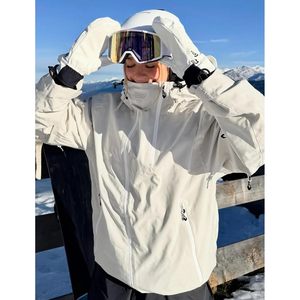 Veste de snowboard personnalisée pour homme, unisexe, isolée, fermeture éclair asymétrique, imperméable 15K, respirante 10K, vêtements de ski - Product Image 3