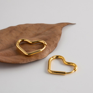 Heart Shape <b>Stud</b> Earrings 18K Gold Plated <b>Titanium</b> Steel For Women Fashion Jewelry Gift - Product Image 4