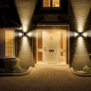 <span class=keywords><strong>Lampe</strong></span> murale <span class=keywords><strong>solaire</strong></span> LED d'extérieur étanche IP65, lumière blanche chaude, pour jardin et cour, avec corps carré en PC et fonction d'éclairage vers le haut et vers le bas - Product Image 5