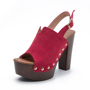 Sandales à talons compensés pour femme, rehaussantes, à bout ouvert, avec plateforme, semelle extérieure en bois et boucle décorative, talon ultra haut - Product Image 4