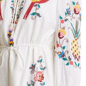 Robe d'été élégante en lin pour femme, personnalisée OEM, de haute qualité, à manches longues, motif floral naturel, style décontracté, avec broderie et coutures tendance - Product Image 6