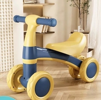 Trottinette d'apprentissage pour la course à pied, trottinette musicale pliable et facile à transporter pour bébé de 1 à 3 ans