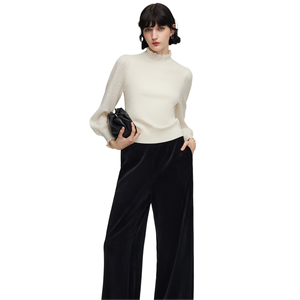 Maglione Invernale Casual Coreano OEM ODM <span class=keywords><strong>con</strong></span> Colletto a Balze e <span class=keywords><strong>Bordo</strong></span> <span class=keywords><strong>in</strong></span> <span class=keywords><strong>Pizzo</strong></span>, Pullover Traspirante Testurizzato per Donna - Product Image 2