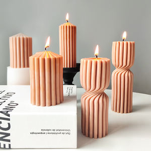 Molde de Vela Cilíndrica Listrada Espiral Geométrica DIY para Velas Aromáticas e Sabonetes Artesanais - Product Image 3