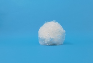 Fibra cortada <span class=keywords><strong>de</strong></span> poliéster virgen <span class=keywords><strong>de</strong></span> baja fusión 2D <span class=keywords><strong>de</strong></span> 51mm <span class=keywords><strong>para</strong></span> <span class=keywords><strong>relleno</strong></span> del fabricante <span class=keywords><strong>de</strong></span> China - Product Image 5