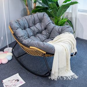 Nouveau produit chaise berçante <span class=keywords><strong>de</strong></span> style moderne confortable relax chaise longue paresseuse <span class=keywords><strong>salon</strong></span> chambre chaise berçante avec pouf - Product Image 4