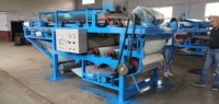 Machine de fabrication de vaisselle en papier à partir de déchets de canne à sucre, usine clé en main avec moteur à engrenages - Capacité 3 TPD, 380V