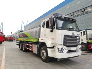 Autocisterna Spruzzatrice d'Acqua SINOTRUK HOWO 20m³ |   Autocisterna 6x4 per Lavaggio Stradale e Soppressione della Polvere - Product Image 2