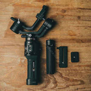 Stabilisateur de cardan à 3 axes DJI <span class=keywords><strong>Ronin</strong></span> SC d'origine pour appareils photo sans miroir Sony Canon Fuji Charge utile de 2 kg - Product Image 6