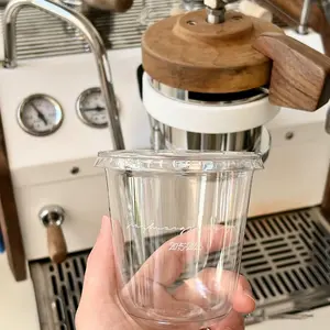 Nuovo popolare U forma tazza PET bolla tè caffè tazza di plastica usa e getta bicchieri di plastica con coperchio