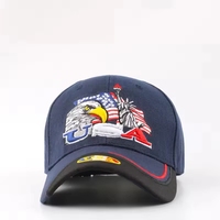 Cappello Trucker Unisex con Logo Ricamato dell'Aquila Calva Patriottica, Cappellino da Baseball USA Regolabile per Esterni