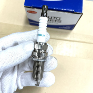 Haoxiang 90919-01280 FC16HR8 Resistore Auto Candele di Accensione <span class=keywords><strong>in</strong></span> Iridio e Platino per Toyota Porte NP140 - Product Image 4