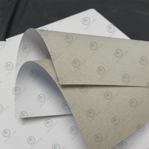 Cartón dúplex de alta rigidez con reverso blanco sin puntos de agarre para impresión de página completa - Product Image 5
