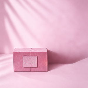 Confezione per Celebrazioni Ramadan ed Eid, Scatola Regalo in Velluto Rosa Personalizzata con Doppia Apertura, Chiusura Magnetica Araba, Scatole in Velluto per Candele Profumate - Product Image 2
