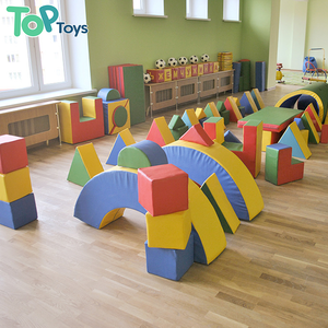 Ensemble de jeu souple TOP Small Castle Block pour maternelle, garderie, école maternelle, extérieur, mobilier hospitalier, jouets d'éveil 0-6 ans - Product Image 1