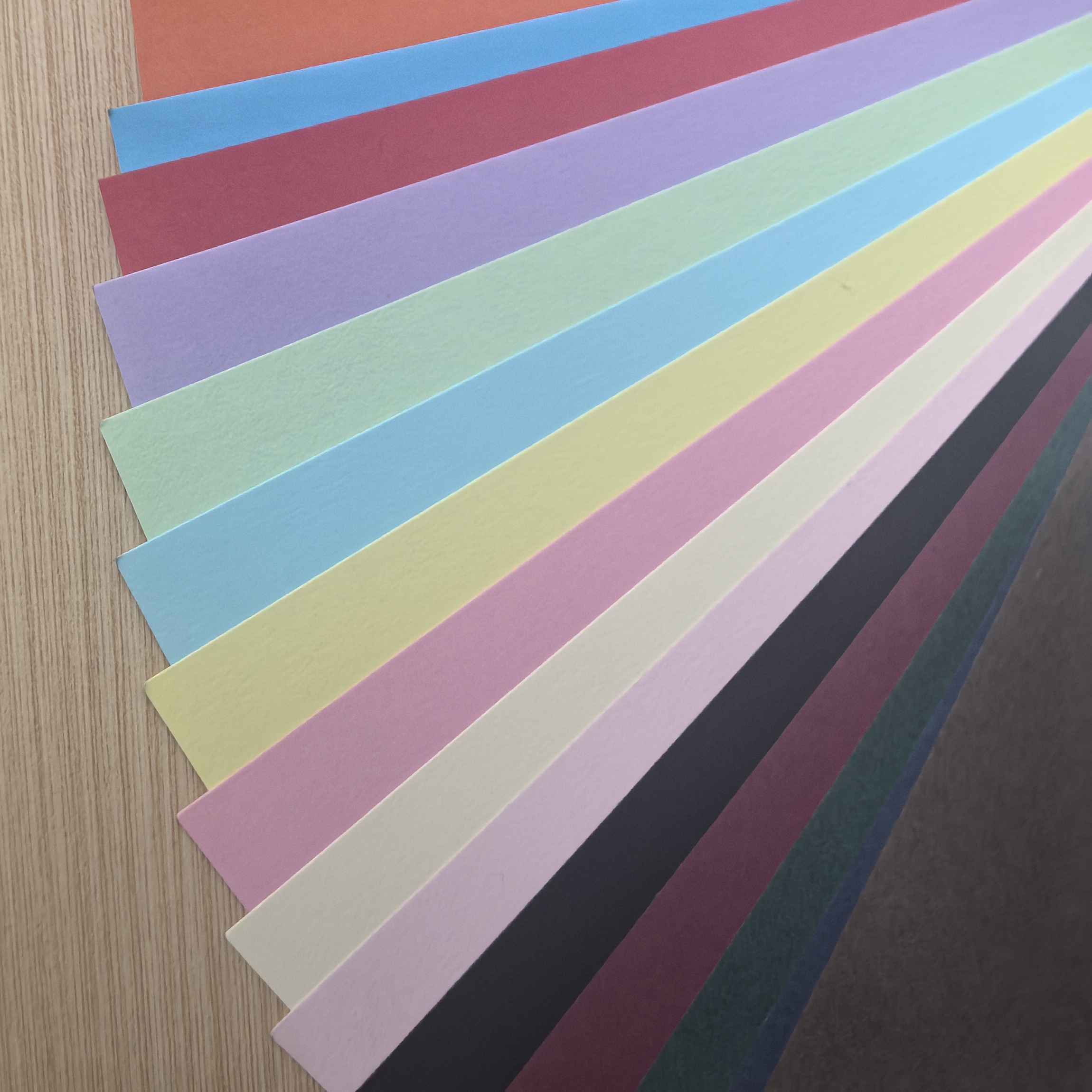 100% Virgin Recyclable Double-Sided Anti-Curl Colored Resin Coated Specialty Paper Color Swatch for Packaging Printing