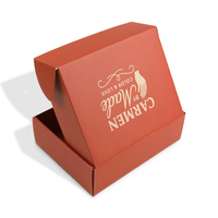 Boîte à courrier plate en carton ondulé de qualité supérieure avec impression de logo en crème de terre cuite pour cadeau