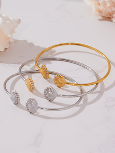 Thời trang unisex thép không gỉ 18K vàng mạ Clover Zircon dát mỏng mở <span class=keywords><strong>Bangle</strong></span> <span class=keywords><strong>Set</strong></span> cho mặc hàng ngày Đảng - Product Image 5