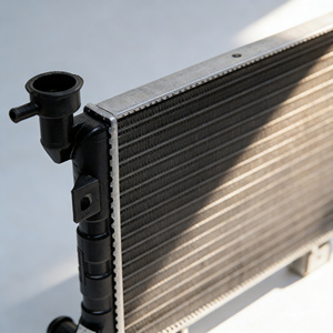 <span class=keywords><strong>Radiateur</strong></span> d'eau pour Lada 21214 Niva, référence OE 21214-1301012, pièces de système de refroidissement moteur automobile avec processus d'expansion des tubes - Product Image 2