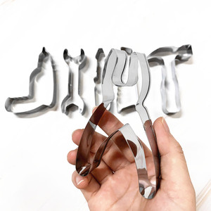 6 pièces ensemble de moules de cuisson en acier inoxydable <span class=keywords><strong>emporte</strong></span>-pièces outil de réparation forme marteau clé <span class=keywords><strong>pince</strong></span> Biscuit moules pour la maison - Product Image 4