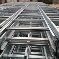 Rak Kabel Tipe Tangga Konstruksi Industri Logam Galvanis Celup Panas/Baja Pra-Galvanis/Paduan Aluminium CE untuk Pemasangan Kabel