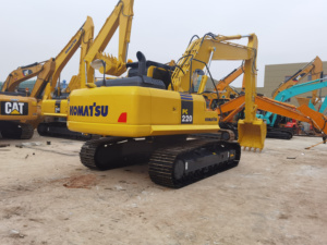 รถขุดไฮดรอลิกแบบตีนตะขาบ Komatsu PC200 มือสอง น้ำหนัก 20 ตัน นำเข้าจากญี่ปุ่น ชั่วโมงการทำงานต่ำ สภาพดี เหมาะสำหรับงานก่อสร้าง - Product Image 5
