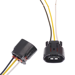 <span class=keywords><strong>3</strong></span>ピン車載発電機ソケット電子ファンソケットプラグ高電圧パッケージイグニッションコイルハーネスコネクタプラグ - Product Image 2