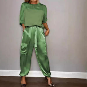 Nuova <span class=keywords><strong>Moda</strong></span> Top Elegante in Raso a Mezza Manica per Giovani Donne Completo 2 Pezzi con Pantaloni - Product Image 4