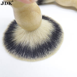 Juego de Afeitado Personalizado JDK al por Mayor OEM ODM, Diseño de Nudo Celta, Mango de Bambú, Cepillos de Afeitar Ecológicos de Pelo Sintético - Product Image 3