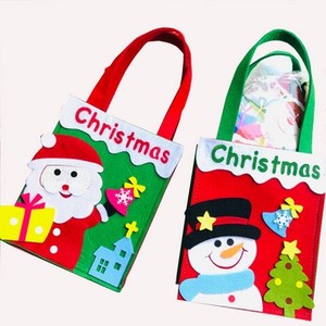 Sac fourre-tout de Noël en feutre de haute qualité, personnalisable avec logo, motif Père Noël, mignon, coloré, fournitures de vacances, couleur et taille personnalisées - Product Image 1