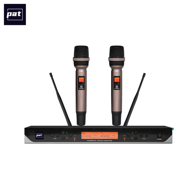 PAT Hotsale Wireless Microphone for Karaoke High Quality Professional UHF Handheld with AA Battery XLR Connector 1-Year Warranty