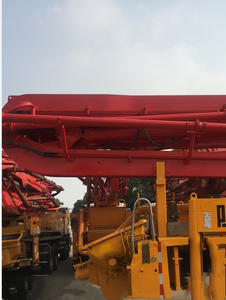 Camión Bomba de Concreto Diésel Isuzu Usado de 37m, 42m, 48m, 52m Montado en Camión con Capacidad de 18m³/h y Alcance Vertical de 120m - Product Image 5