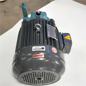 Bomba de Aceite para Motor UVC UVC-1A-1A3-3.7-4-20  UVC-1A-2A3-22-4-6125D UVC-1A-1A3-22-4E-6002H Combinada - Product Image 3