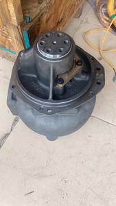   Bomba de agua y bomba de aceite para grupos electrógenos 3512B, 3516C, 3512E, 3516B, 3512C, 3516E, G3608, G3508, G3606, G3616, G3612 - Product Image 2