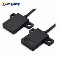 Capteur photoélectrique miniature plat infrarouge 940 nm à réflexion diffuse IP65 pour la détection optique de passage d'objets