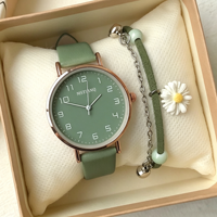 Montre à bracelet coloré pour femmes, tendance et populaire, boîtier en alliage, bracelet en cuir, montre à quartz décontractée pour femmes