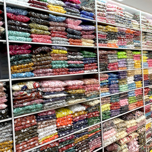 Applique fatte a mano in 3D fiori di rosa per abbigliamento copricapo fai da te decorazioni in pura seta satinata patch floreali - Product Image 6